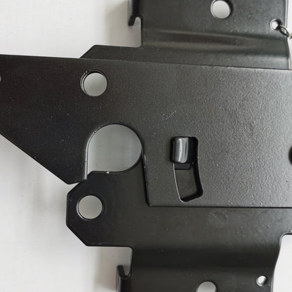 Self-Locking Gate Latch for Wooden Fence